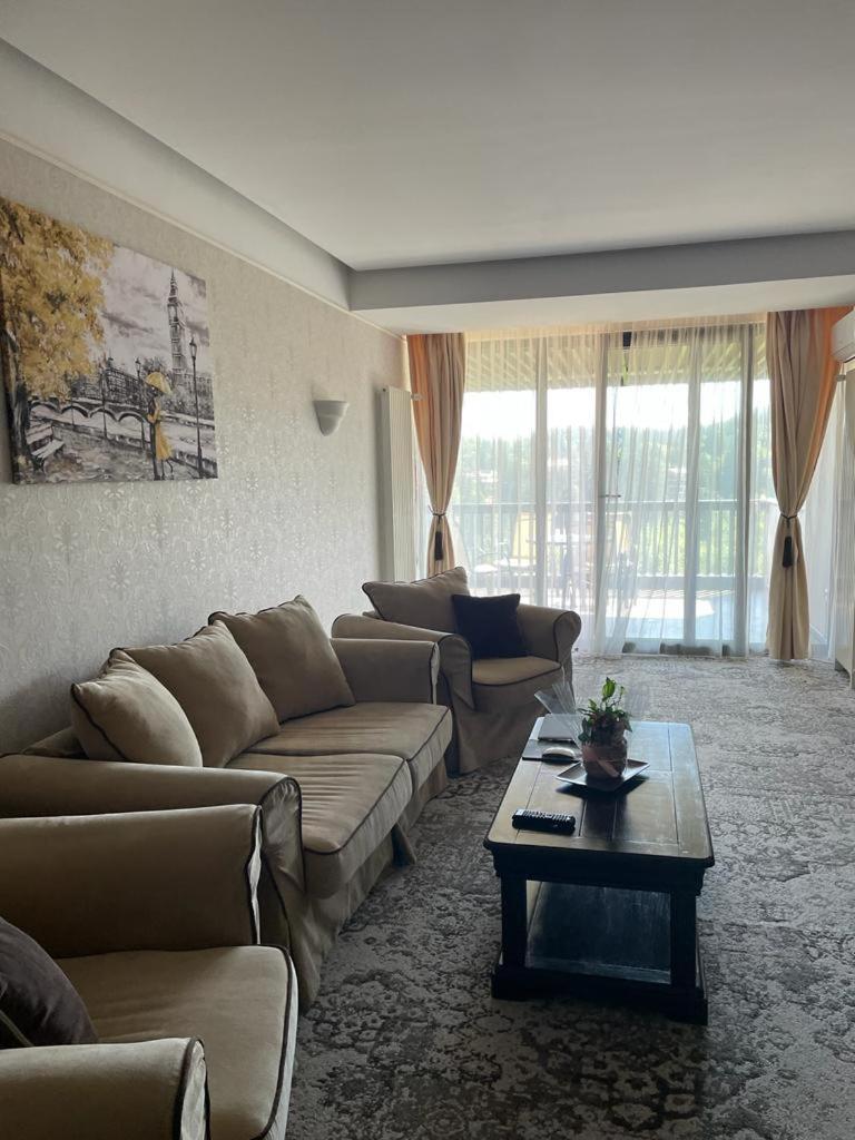 Apartament Executive Vedere Munte Alpin Resort โปยานาบราซอฟ ภายนอก รูปภาพ