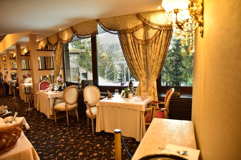 Apartament Executive Vedere Munte Alpin Resort โปยานาบราซอฟ ภายนอก รูปภาพ