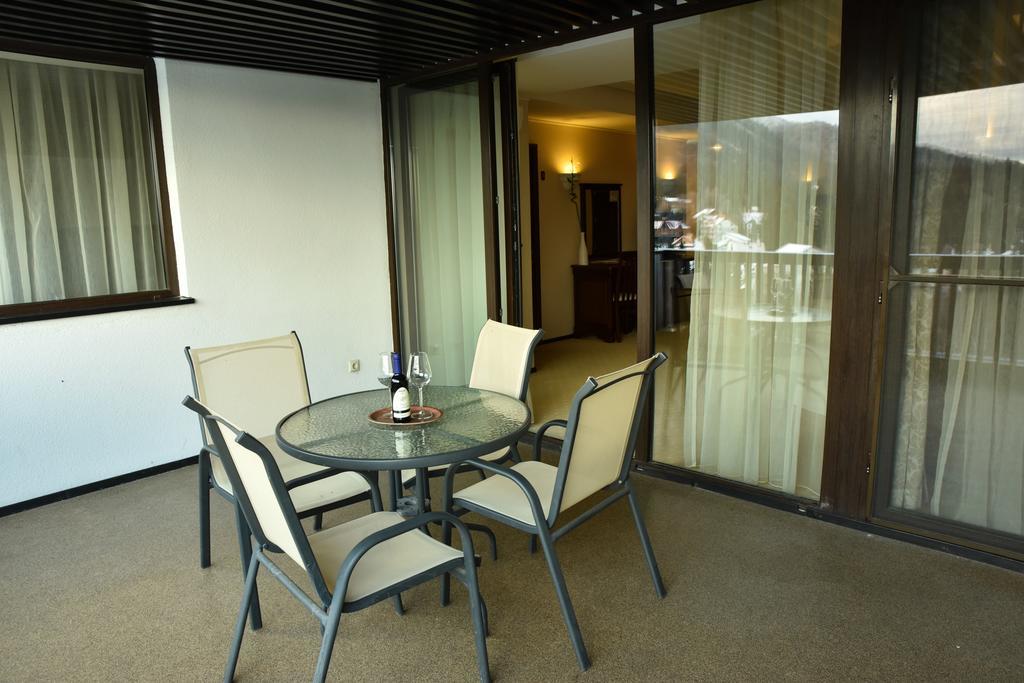 Apartament Executive Vedere Munte Alpin Resort โปยานาบราซอฟ ภายนอก รูปภาพ