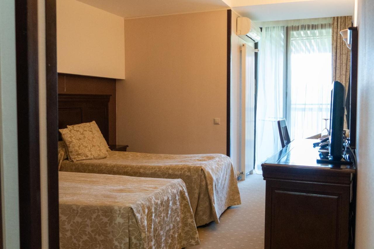Apartament Executive Vedere Munte Alpin Resort โปยานาบราซอฟ ภายนอก รูปภาพ