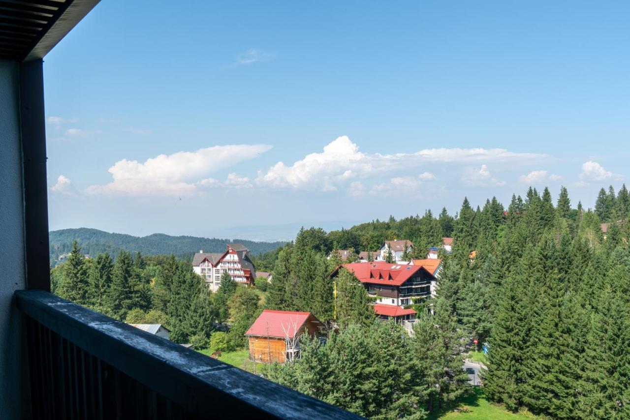 Apartament Executive Vedere Munte Alpin Resort โปยานาบราซอฟ ภายนอก รูปภาพ