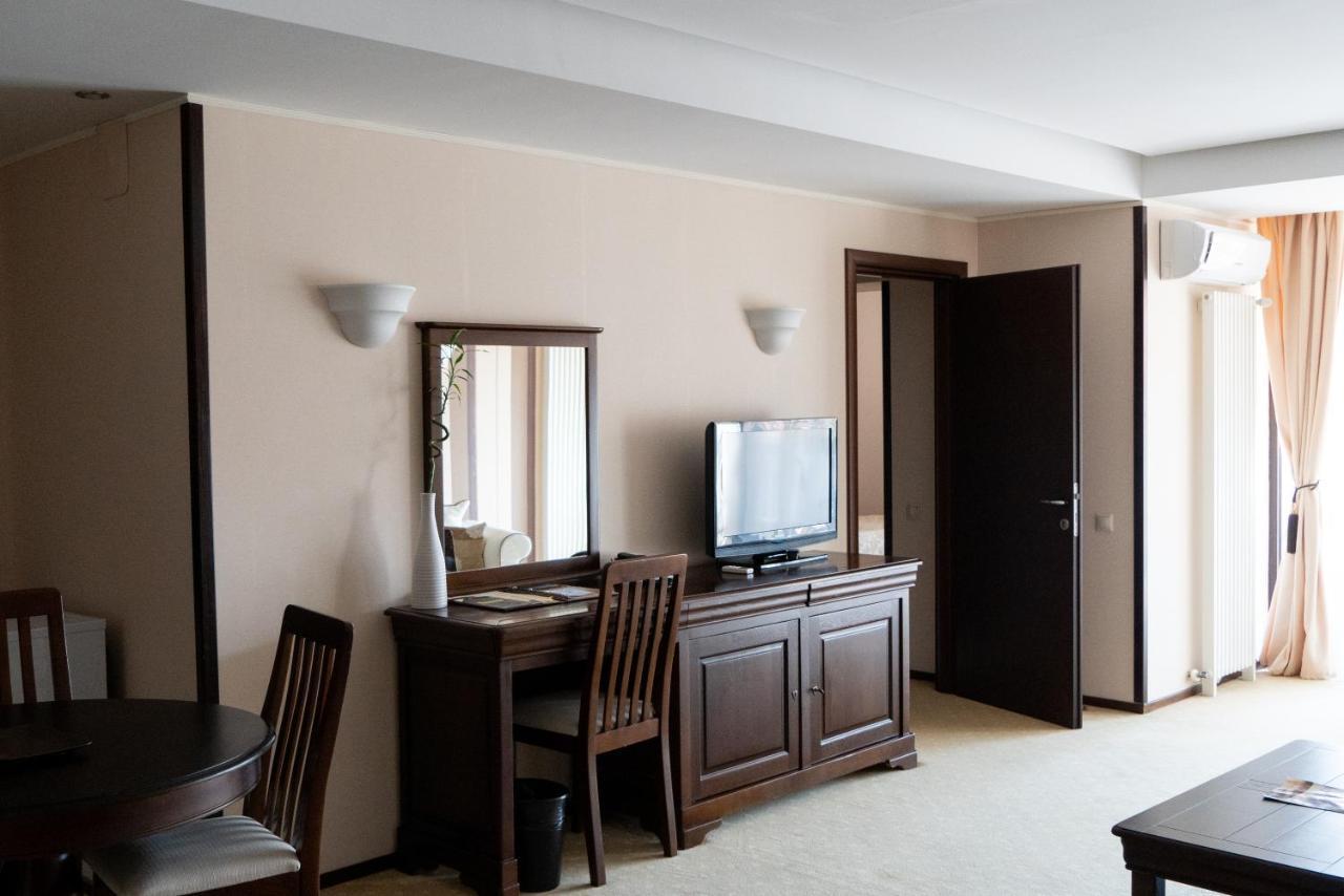 Apartament Executive Vedere Munte Alpin Resort โปยานาบราซอฟ ภายนอก รูปภาพ