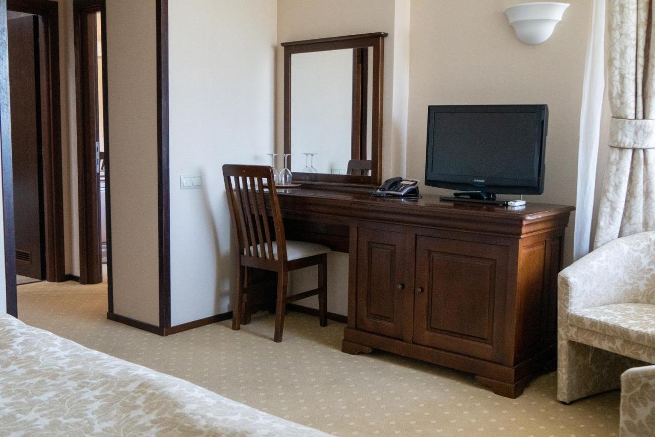 Apartament Executive Vedere Munte Alpin Resort โปยานาบราซอฟ ภายนอก รูปภาพ