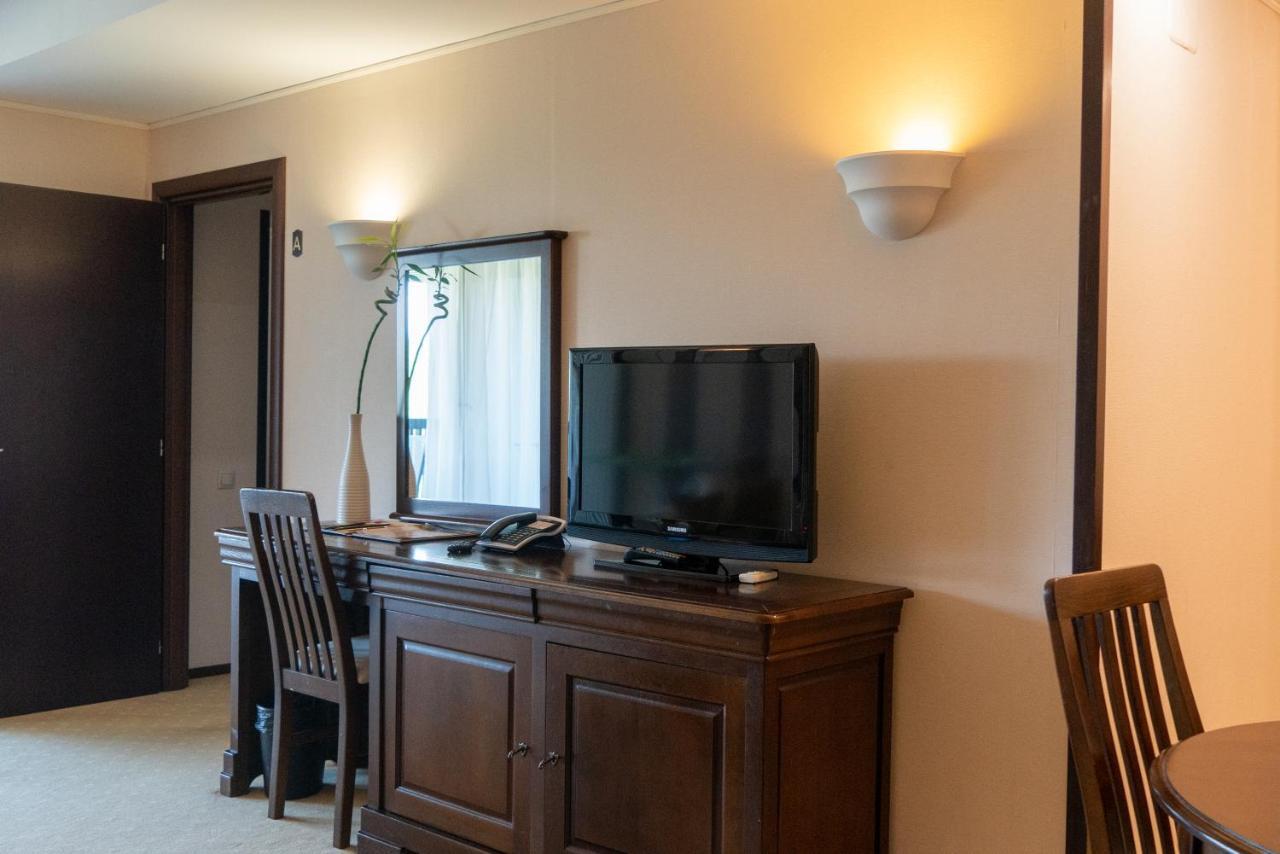 Apartament Executive Vedere Munte Alpin Resort โปยานาบราซอฟ ภายนอก รูปภาพ