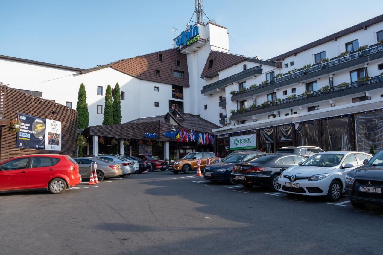 Apartament Executive Vedere Munte Alpin Resort โปยานาบราซอฟ ภายนอก รูปภาพ